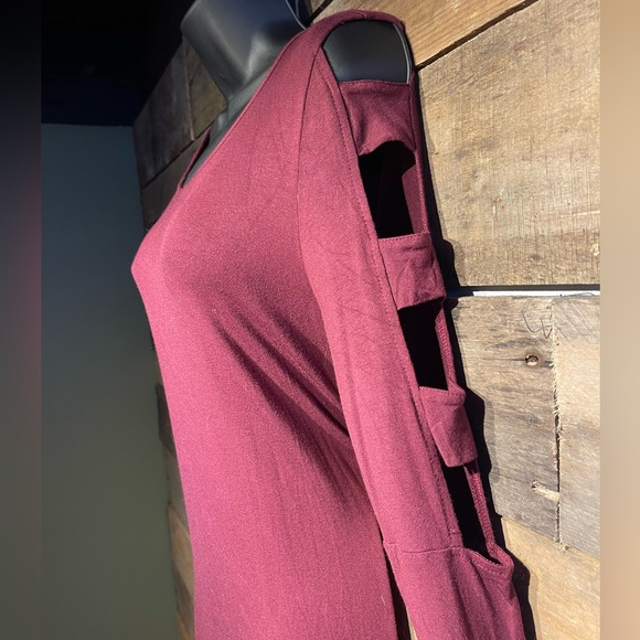 Half Sleeve Dress - Picture 2 of 4